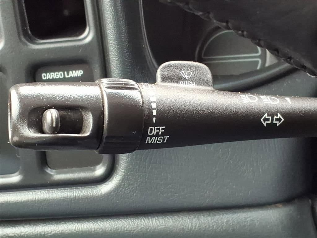 Thumbnail: 2001 Chevrolet Silverado 1500 - 19