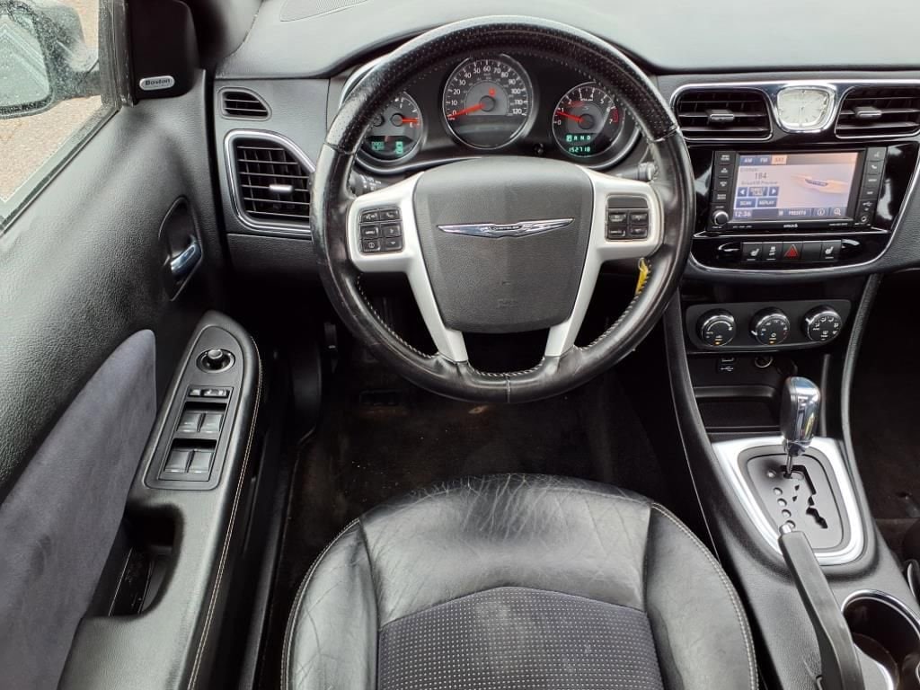 Thumbnail: 2012 Chrysler 200 - 12