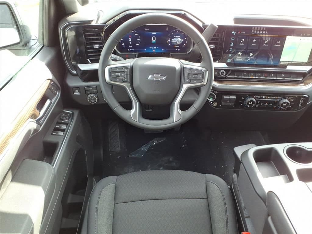 Thumbnail: 2026 Chevrolet Silverado 1500 - 10