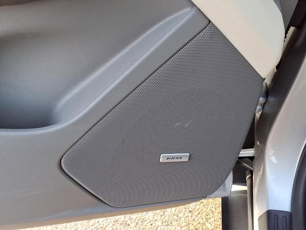 Thumbnail: 2018 Cadillac XT5 - 15