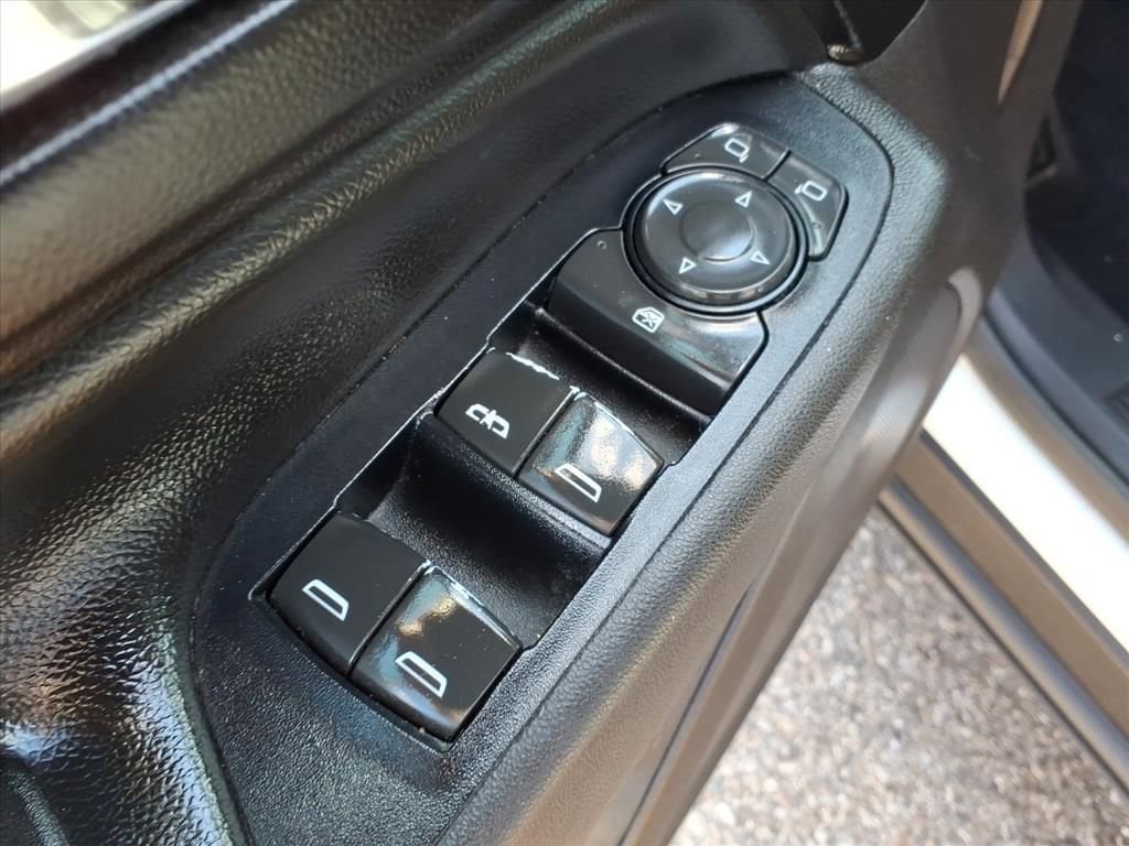 Thumbnail: 2019 Chevrolet Equinox - 15