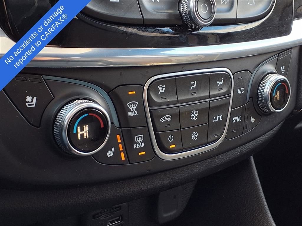 Thumbnail: 2023 Chevrolet Traverse - 24