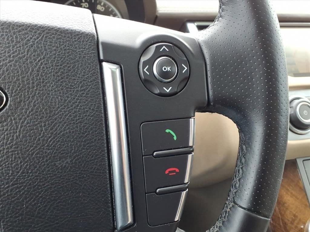 Thumbnail: 2011 Land Rover Range Rover Sport - 28