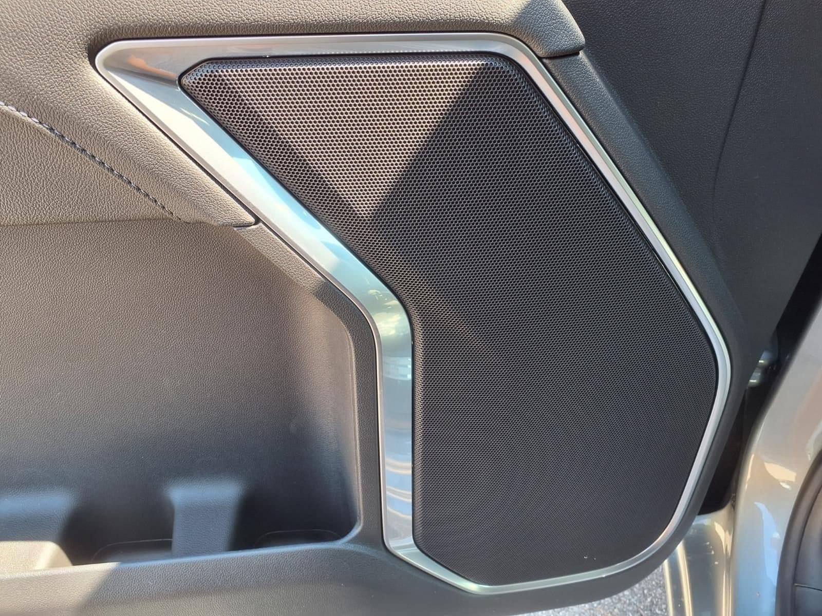 2026 Chevrolet Silverado 1500 LT - Photo 13