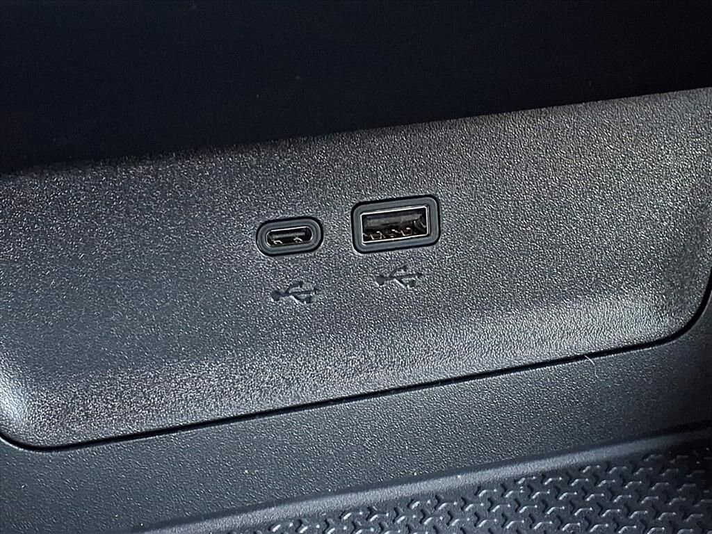 Thumbnail: 2026 Chevrolet Equinox - 22