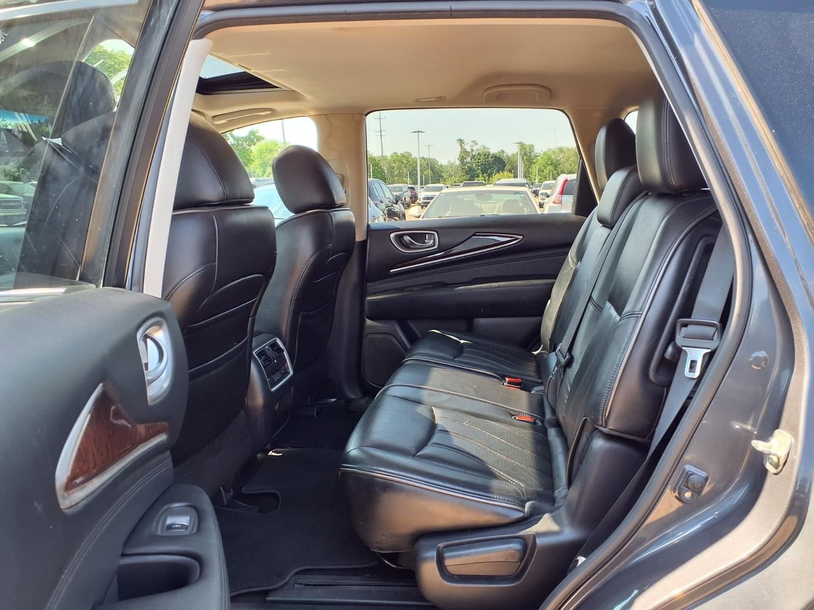 Thumbnail: 2013 INFINITI JX35 - 11