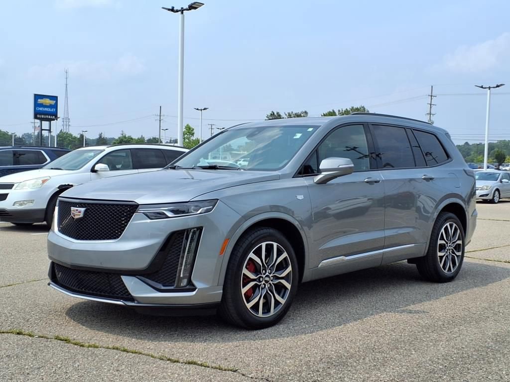 Thumbnail: 2023 Cadillac XT6 - 1