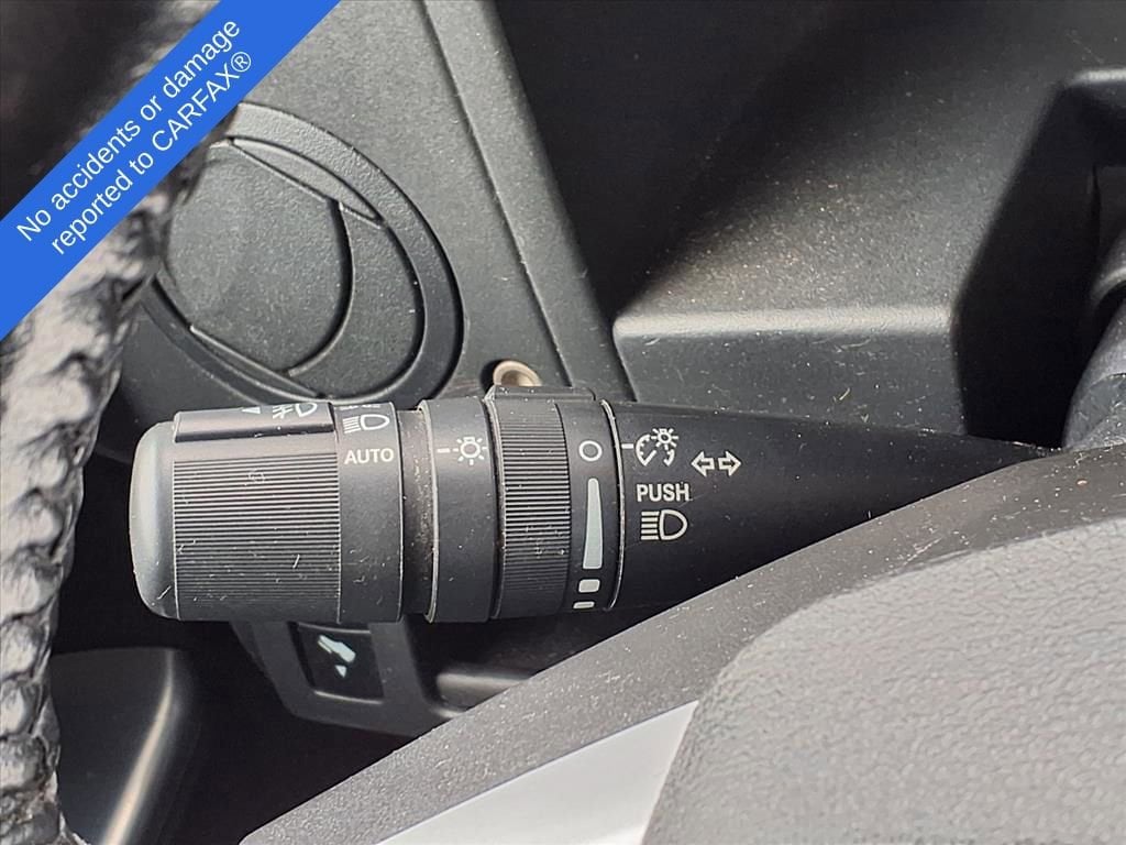 Thumbnail: 2008 Jeep Commander - 21