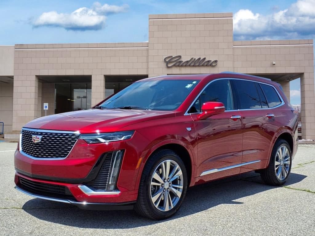 Thumbnail: 2023 Cadillac XT6 - 1