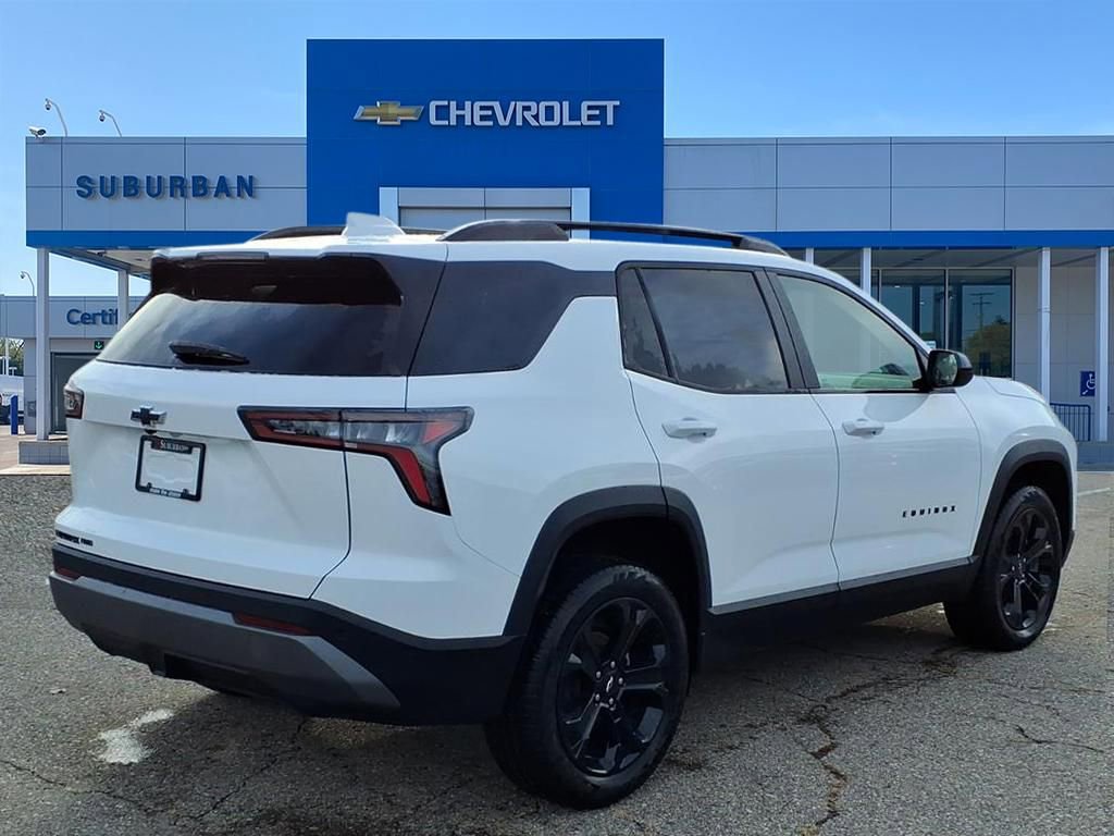 2026 Chevrolet Equinox LT photo 4