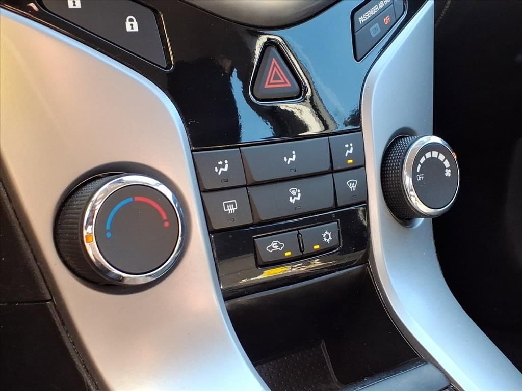 Thumbnail: 2014 Chevrolet Cruze - 24