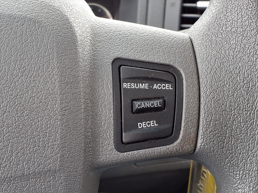 Thumbnail: 2006 Jeep Grand Cherokee - 26