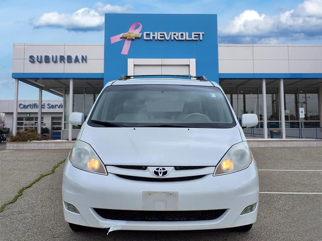 Used 2008 Toyota Sienna XLE with VIN 5TDZK22C98S205023 for sale in Ann Arbor, MI