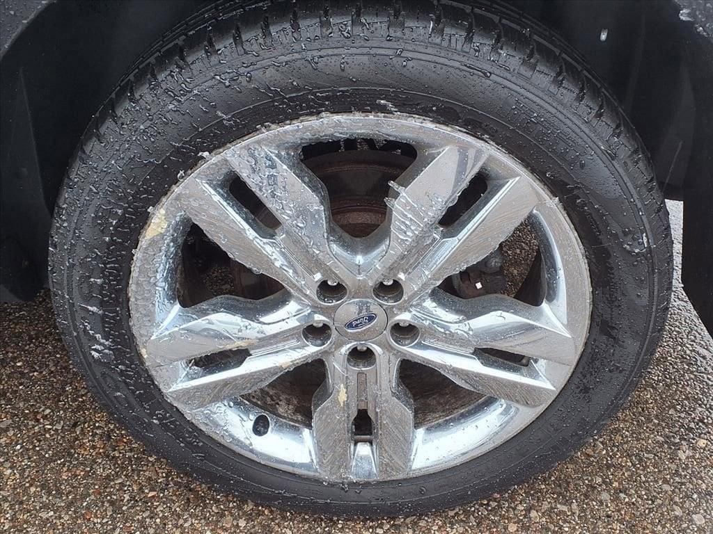 Thumbnail: 2012 Ford Edge - 8