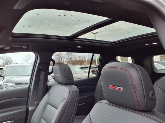 Thumbnail: 2025 Chevrolet Traverse - 13