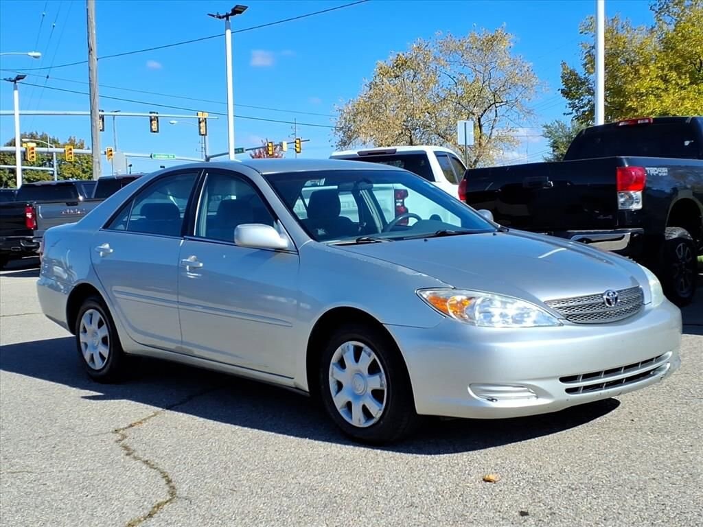 Used 2004 Toyota Camry LE Sedan
