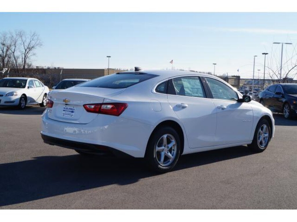 New 2017 Chevrolet Malibu LS w/1LS (Retail only) Sedan