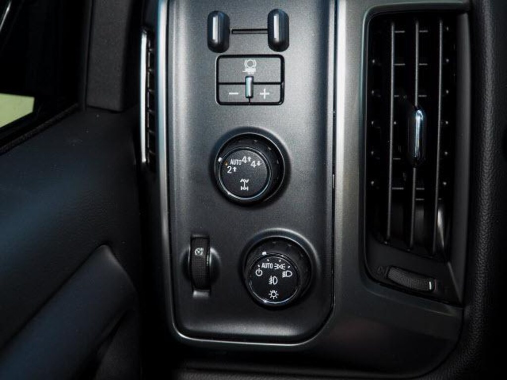 New 2017 Chevrolet Silverado 1500 LT Truck Crew Cab