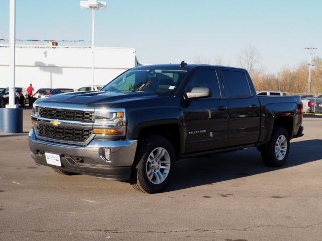 New 2017 Chevrolet Silverado 1500 LT Truck Crew Cab