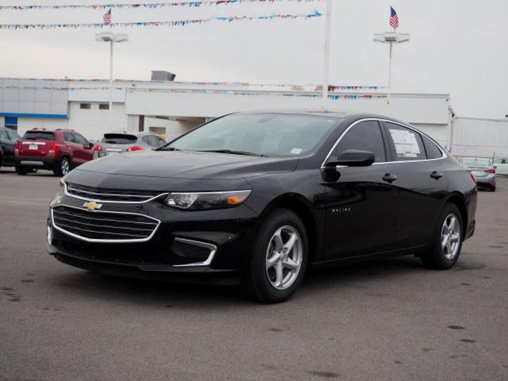 New 2017 Chevrolet Malibu LS w/1LS (Retail only) Sedan