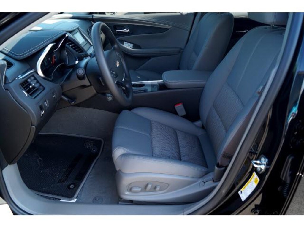 New 2017 Chevrolet Impala LS w/1LS (Retail Only) Sedan