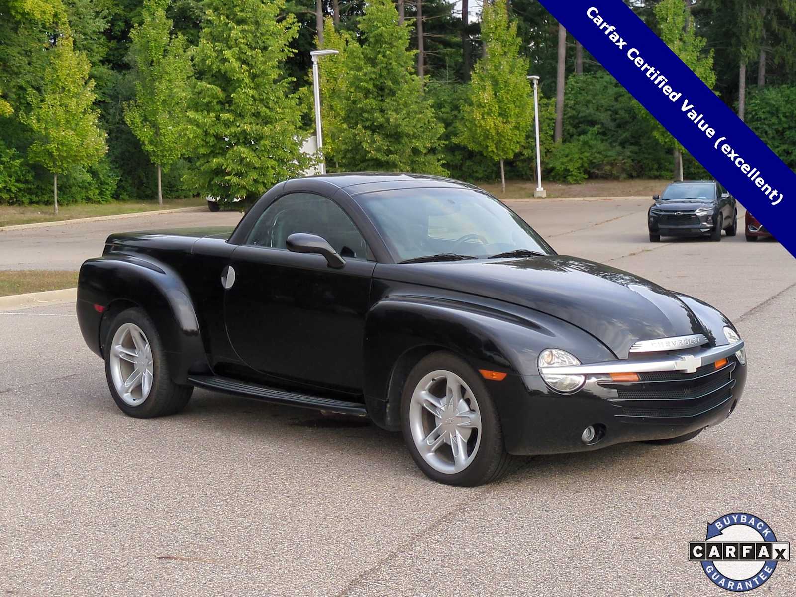 Thumbnail: 2005 Chevrolet SSR - 2