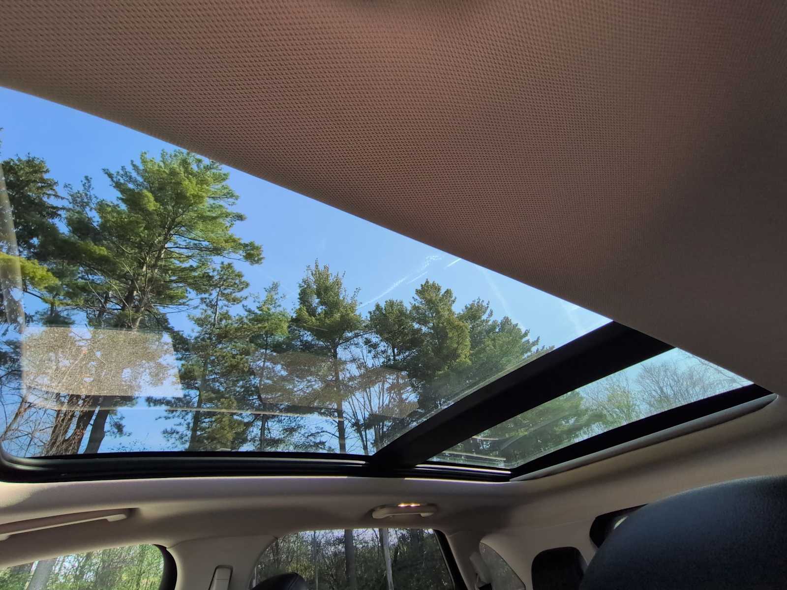 Thumbnail: 2018 Ford Edge - 18