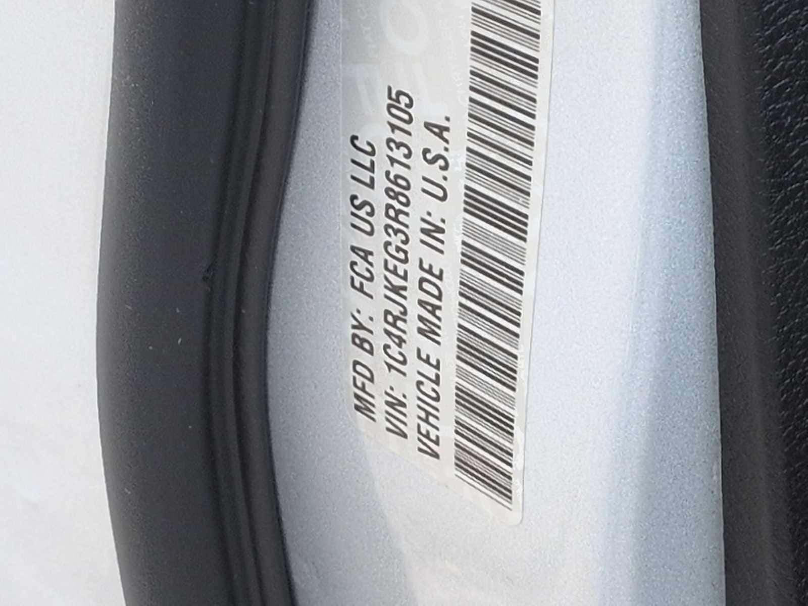 Thumbnail: 2024 Jeep Grand Cherokee L - 38