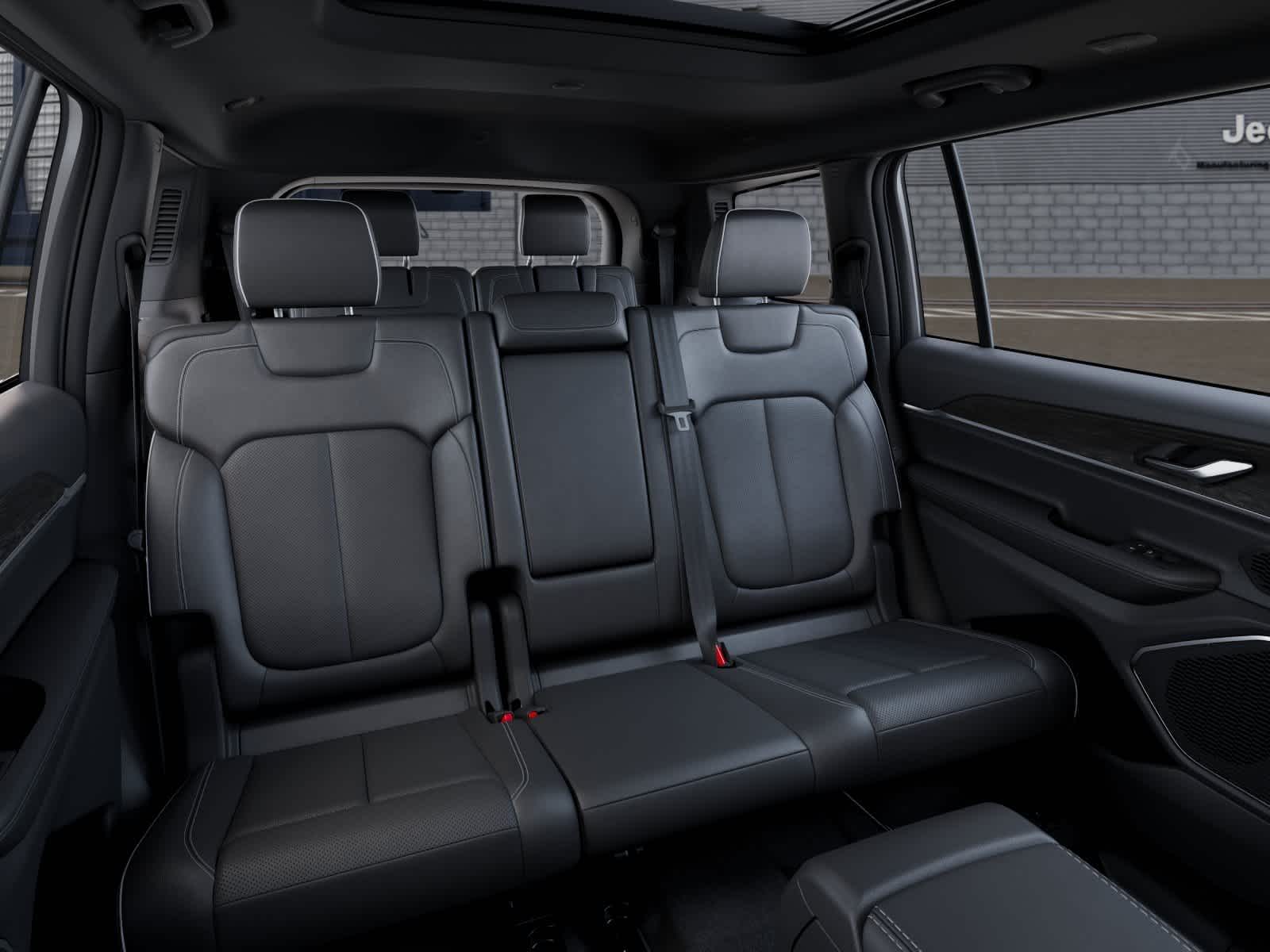 Thumbnail: 2026 Jeep Grand Cherokee L - 15