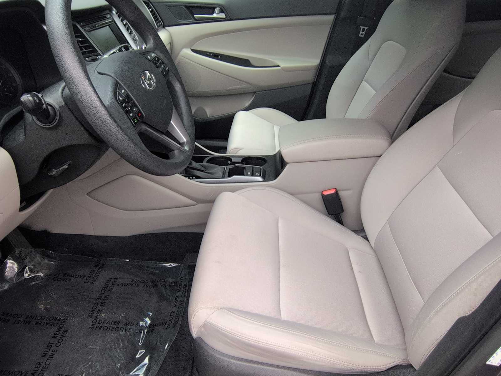 Thumbnail: 2017 Hyundai Tucson - 17
