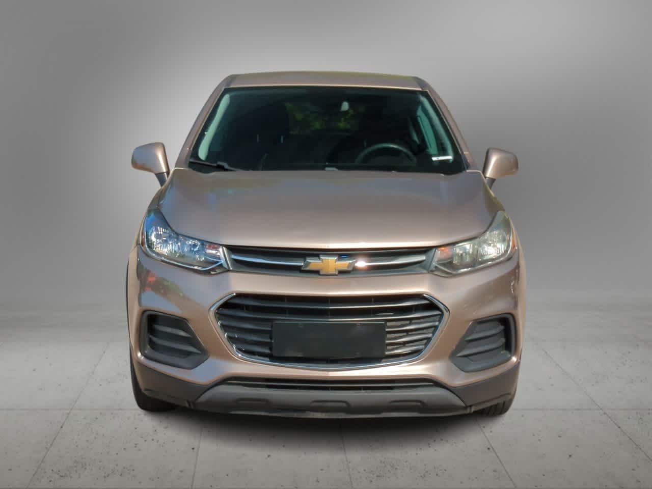 Thumbnail: 2018 Chevrolet Trax - 3
