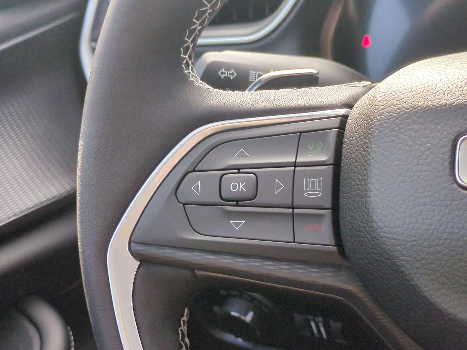 Thumbnail: 2025 Jeep Grand Cherokee - 23