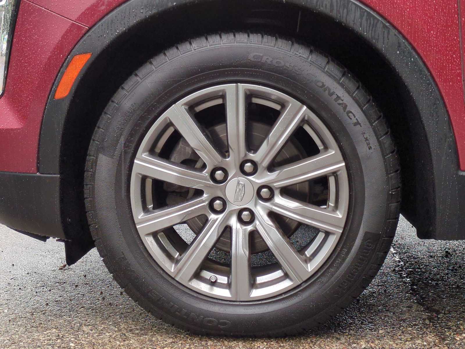 Thumbnail: 2019 Cadillac XT4 - 14