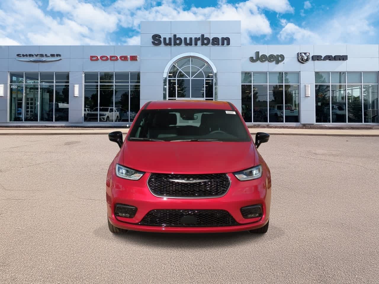 Thumbnail: 2026 Chrysler Pacifica - 3