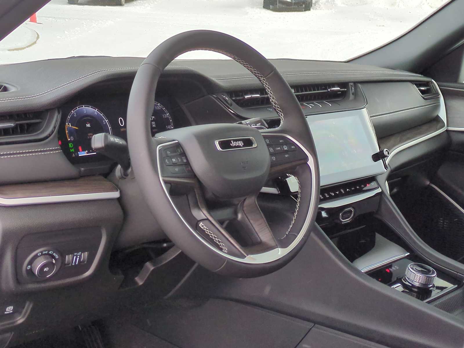 Thumbnail: 2026 Jeep Grand Cherokee - 10