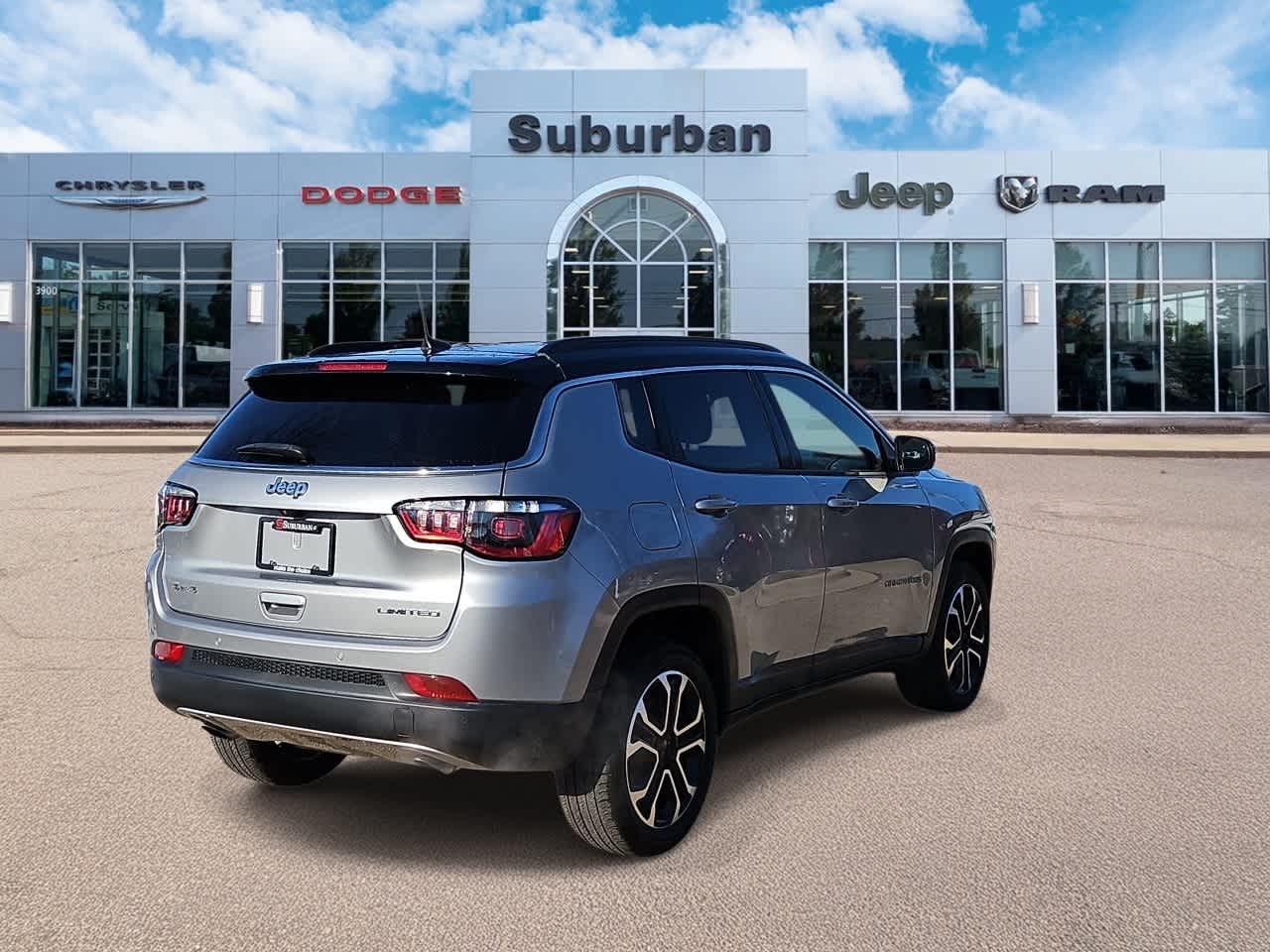 Thumbnail: 2023 Jeep Compass - 8