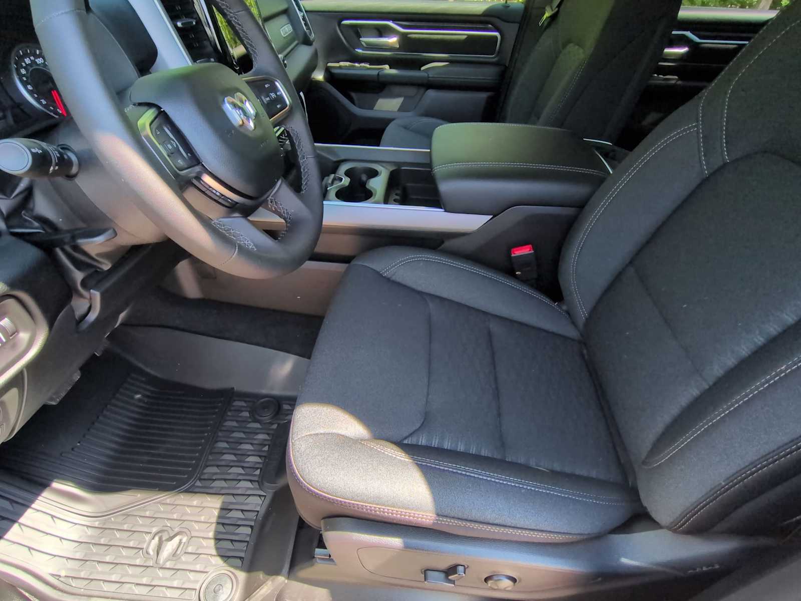 Thumbnail: 2026 RAM 1500 - 16