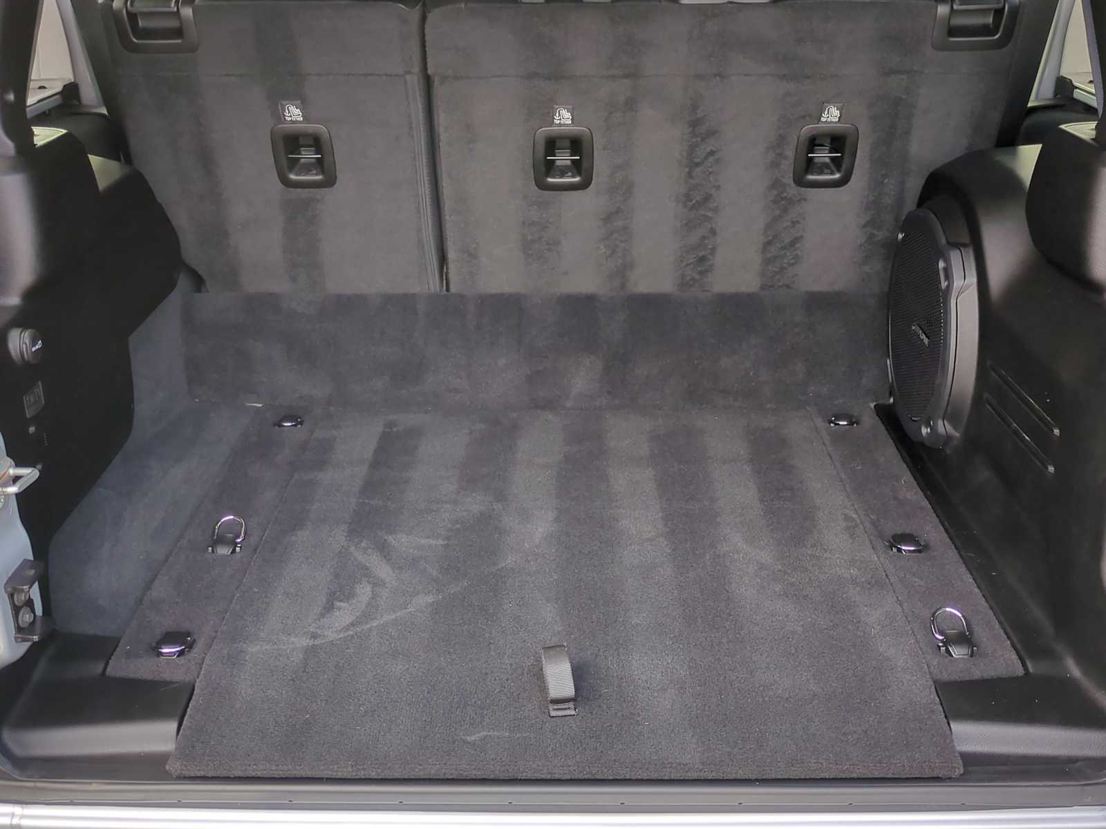 Thumbnail: 2024 Jeep Wrangler - 34