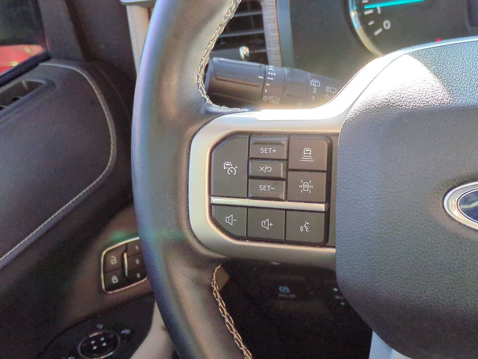 Thumbnail: 2023 Ford Expedition MAX - 25