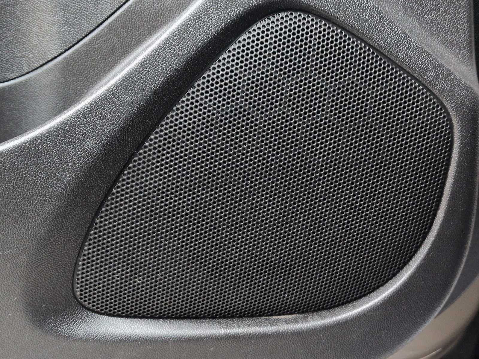 Thumbnail: 2023 Chevrolet Malibu - 36