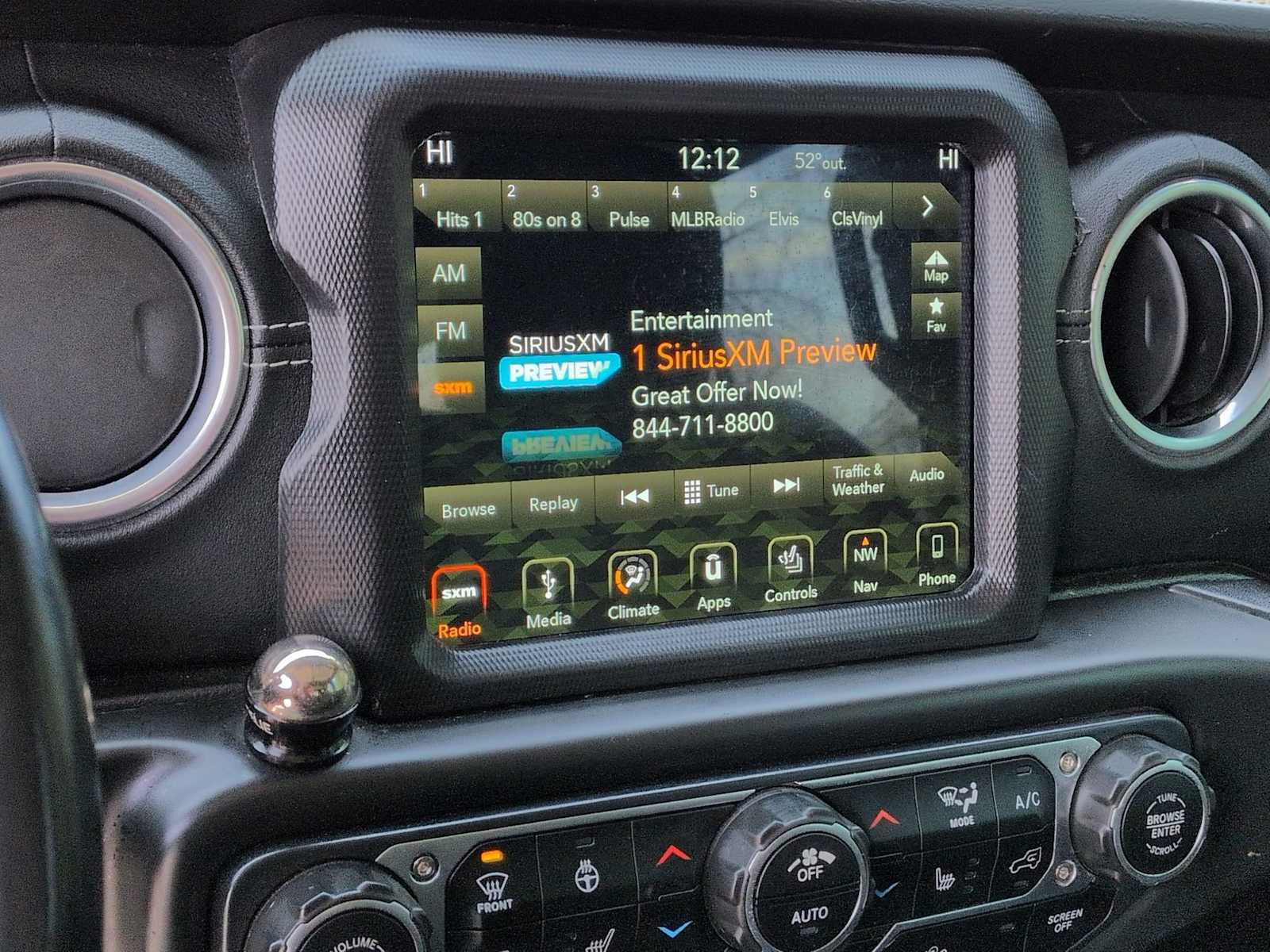 Thumbnail: 2018 Jeep Wrangler - 27