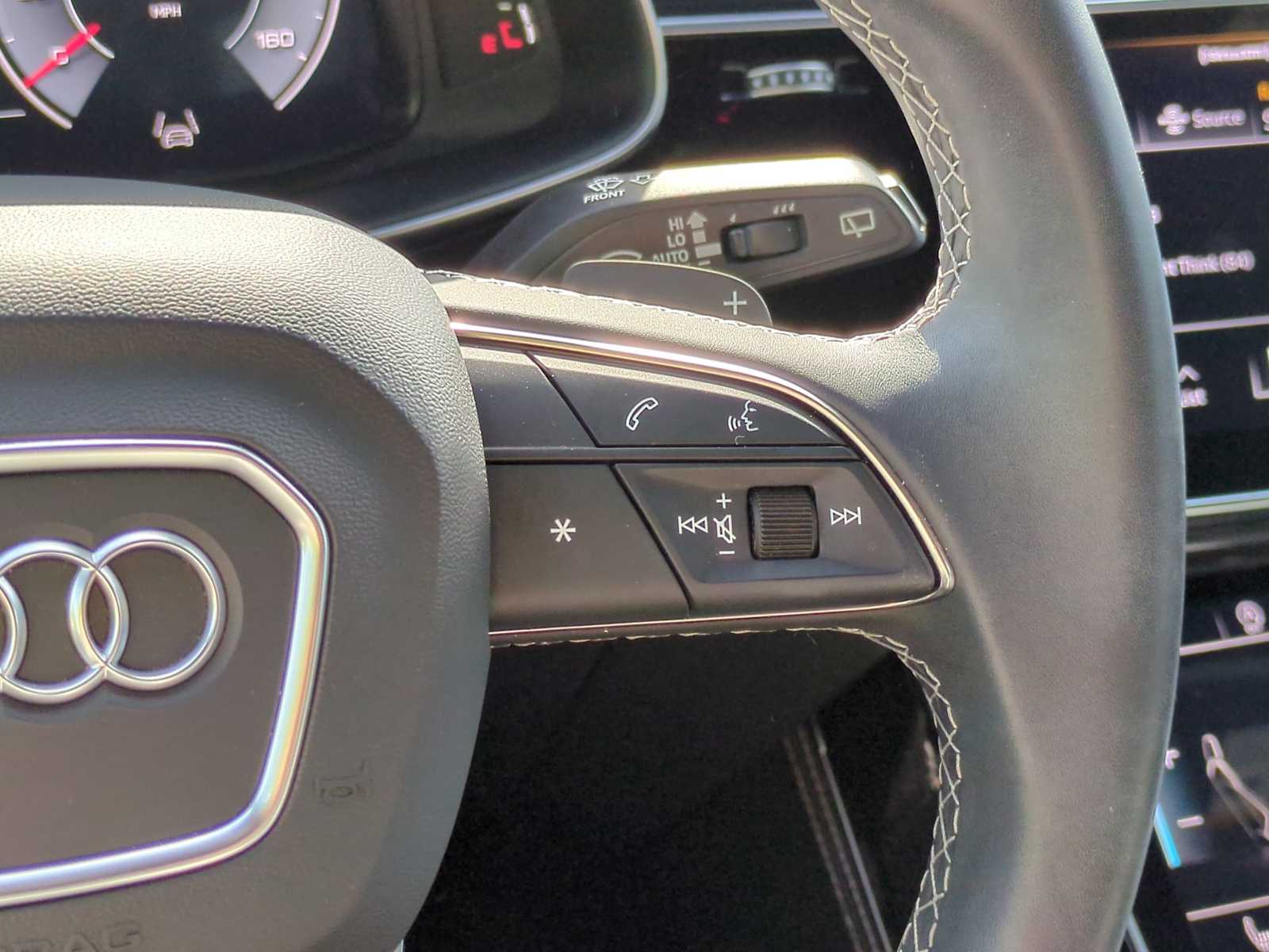 Thumbnail: 2025 Audi Q7 - 26