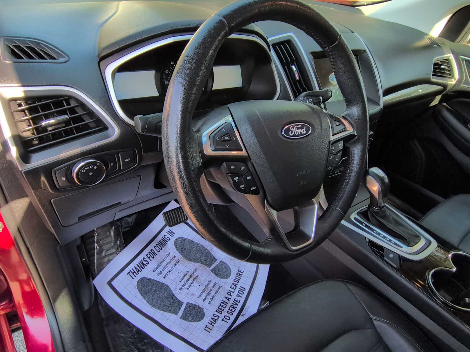 Thumbnail: 2018 Ford Edge - 10