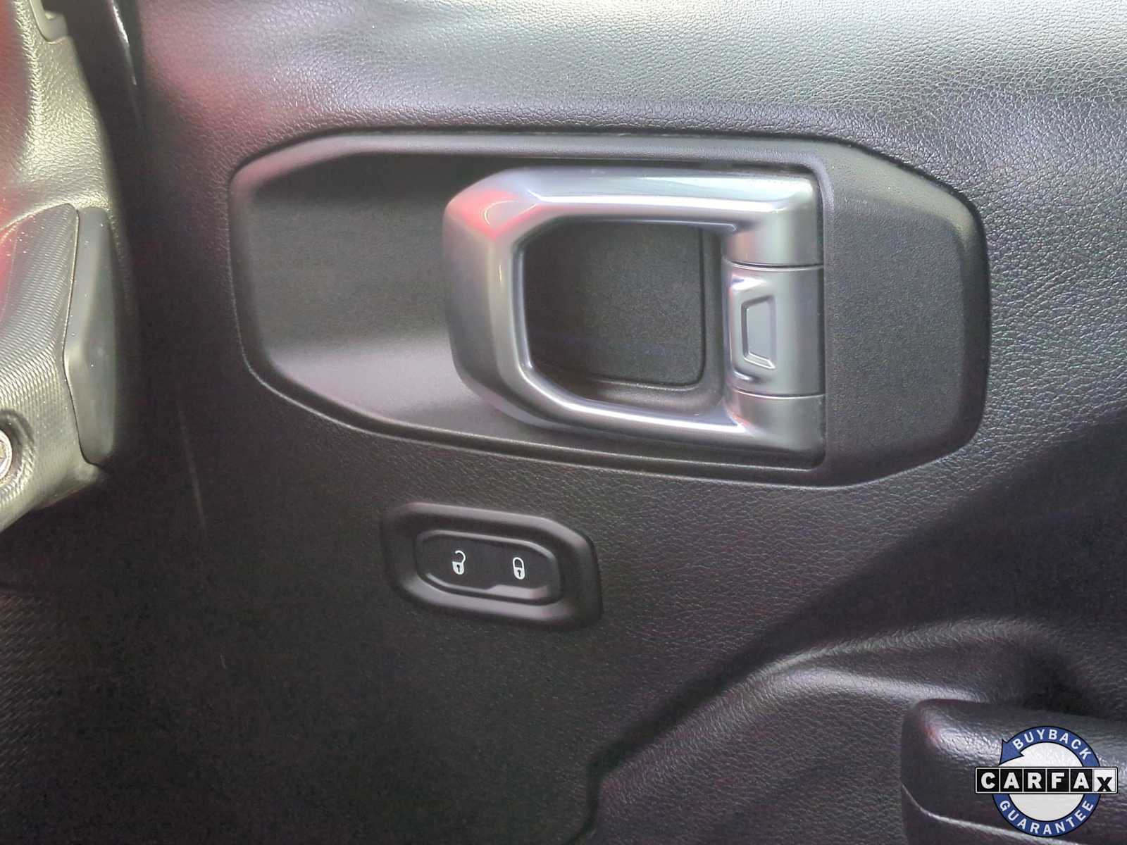 Thumbnail: 2021 Jeep Wrangler - 39