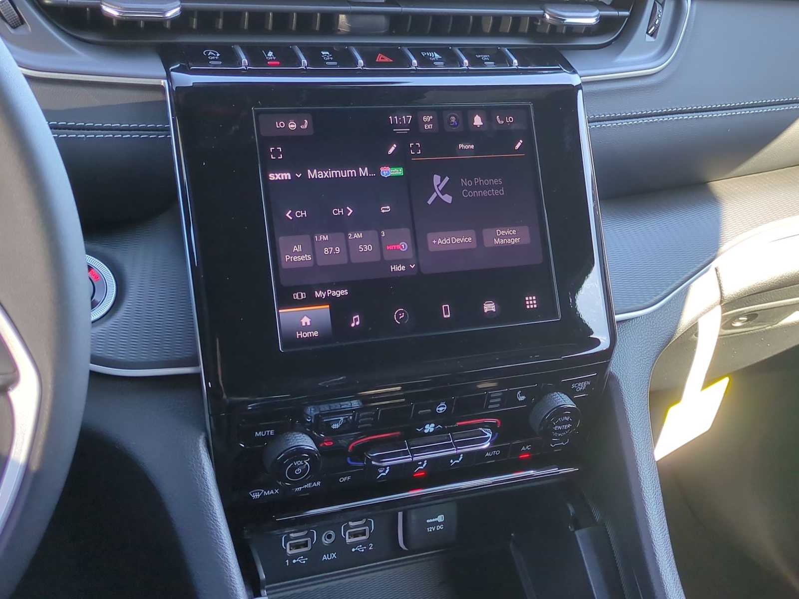 Thumbnail: 2025 Jeep Grand Cherokee - 27