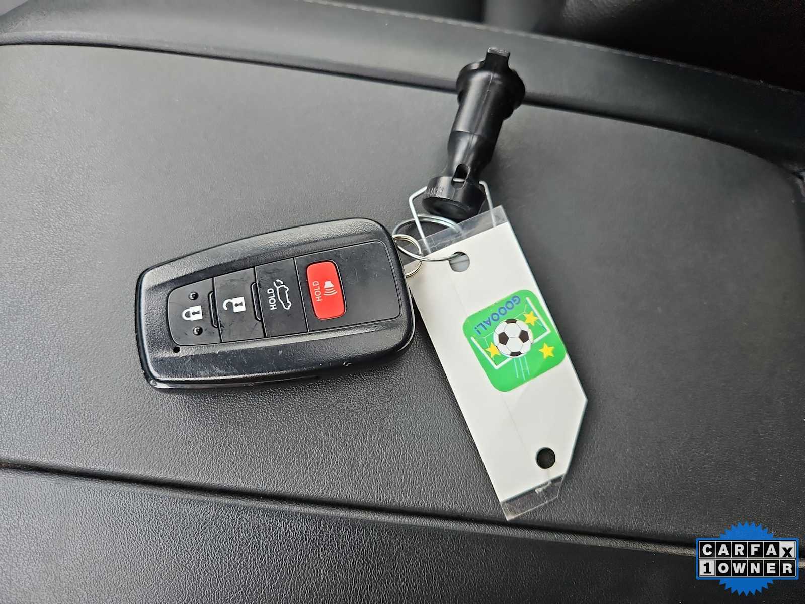 Thumbnail: 2023 Toyota Highlander - 41