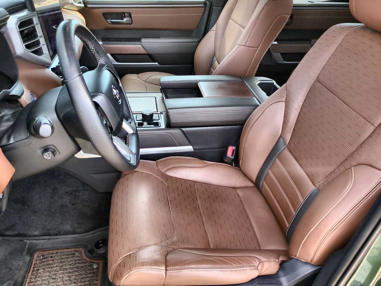 Thumbnail: 2022 Toyota Tundra - 16