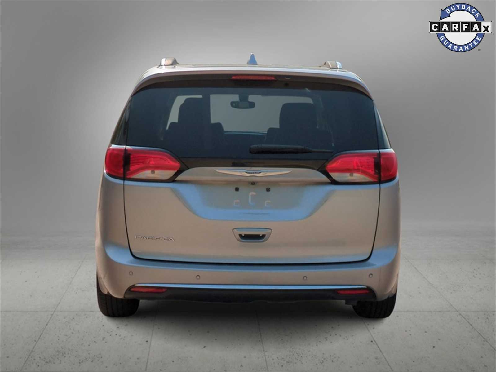 Thumbnail: 2019 Chrysler Pacifica - 7