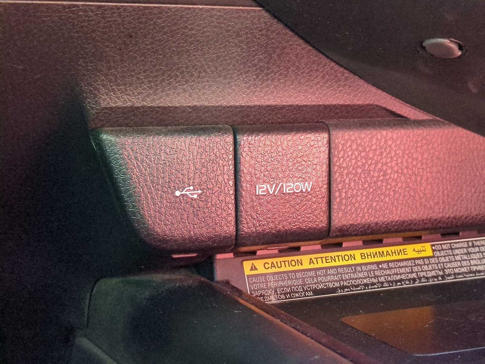 Thumbnail: 2021 Toyota Camry - 31