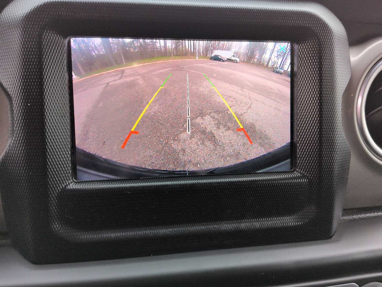 Thumbnail: 2018 Jeep Wrangler - 28